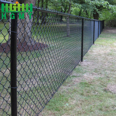 รั้วลิงค์ห่วงเพชรสูง 8 ฟุตภายนอก พร้อมสล็อตความเป็นส่วนตัว