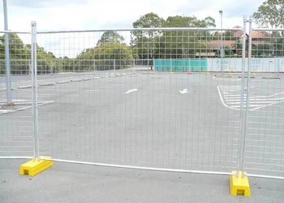 1.8*2.4m สถานที่ก่อสร้าง รั้วรักษาความปลอดภัย รั้วหมักร้อน