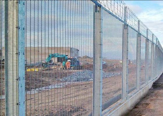 H โพสต์ 4 มิลลิเมตร ป้องกันการปีนรั้วความปลอดภัย สายเหล็กคาร์บอนต่ํา