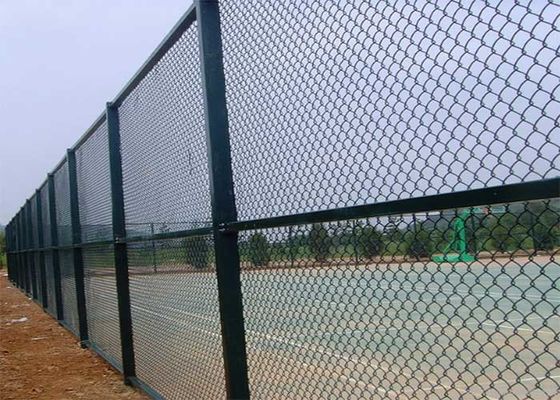 วินิลสีขาวเคลือบ L30m โลหะ Chain Link Fencing สําหรับสนามบาสเก็ตบอล