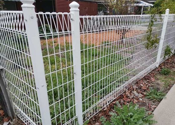 4.0mm Dia Brc Mesh Fencing ร้อน Dip แกลวนไซด์ไฟฟ้าปั่นรั้ว