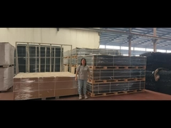 แผงกั้นป้องกันขอบขนาดกะทัดรัดพร้อมการออกแบบวางซ้อนกันได้