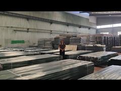 บรรจุรั้วป้องกันการตัดป้องกันการปีนสูง 3.5 ม